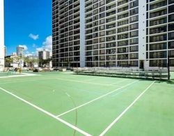 Deluxe 32nd Floor Condo - Gorgeous Ocean Views, Free Wifi & Parking! by Redawning Genel