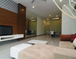 D'Embassy Serviced Residence Suites Genel