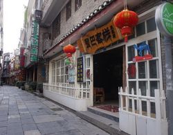 Dengba International Hostel Fenghuang Dış Mekan