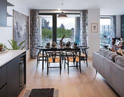 Design Brand new 3 Bedroom Apartment in Shoreditch Mutfak