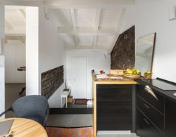 Design Apartment With Terrace by Wonderful Italy Oda