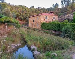 Detached House With Swimming Pool in an Idyllic Location Dış Mekan