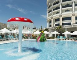 Diamond Premium Hotel & Spa Havuz