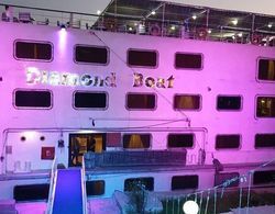 Diamond ship Hotel Dış Mekan