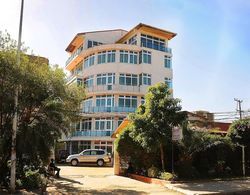 Dimitri Hotel Dış Mekan