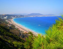 Dionysos Plaj