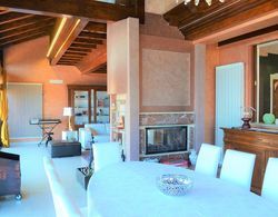 Divine Holiday Home in Giosa Marea with Sauna & Hot Tub Yerinde Yemek