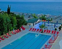 Doğan Beach Resort Havuz