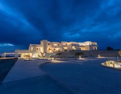 Domes White Coast Milos, Small Luxury Hotels of the World – Adults Only Genel