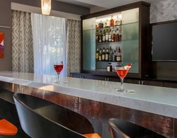 Doubletree Hotel Atlanta Airport Bar