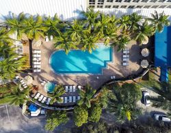 DoubleTree by Hilton Deerfield Beach- Boca Raton Havuz