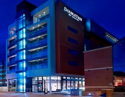 DoubleTree by Hilton Lincoln Genel