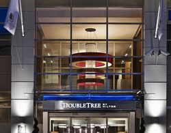 Doubletree by Hilton London Victoria Genel