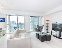 Downtown Condo Near Exhibition Place With Balcony İç Mekan