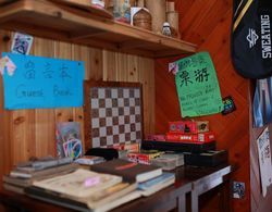 Dragon's Den Hostel in Longji Rice Terraces Genel