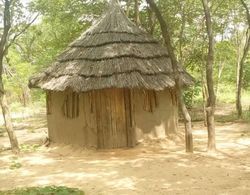Dumisa African Home Dış Mekan