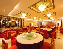 Dunhuang Golden Leaf Hotel Yerinde Yemek