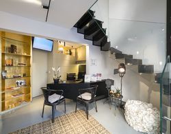 Duomo Suites & Spa Lobi