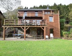 Duplex Chalet in Rendeux Ardennes With Sauna and Terrace Dış Mekan