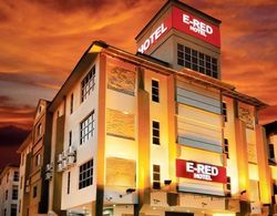 E-Red Hotel Seberang Jaya Dış Mekan