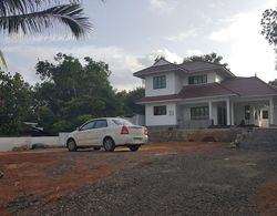 East Top Villa Fully Furnished 4bhk in Thiruvalla Dış Mekan