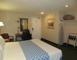Econo Lodge Motel Village Calgary Genel