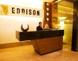 Eddison Hotel Lobi