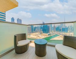 Eden's Dubai - Millennium Atria Residences Oda Manzaraları
