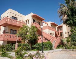 Ekavi Apartments Dış Mekan