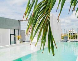 El N Mada Rooftop Pool Peaceful but Close to It ALL Walk to Beaches 5 Avenida Oda