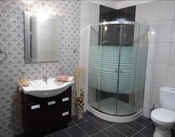 Elina Luxury Residence Villa Banyo Tipleri