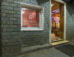 Emarald Hotels Dış Mekan