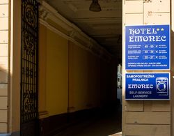 Emonec Hotel Dış Mekan