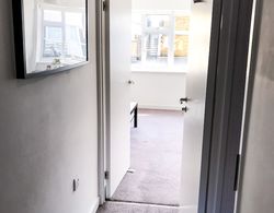 Entire 2 Bedroom Flat Next to Kings College Oda Düzeni