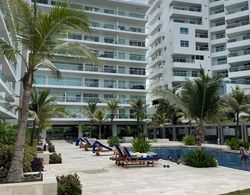 Epic Cartagena Luxury Beachfront Condos Dış Mekan