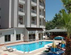 Ercanhan Hotel Havuz