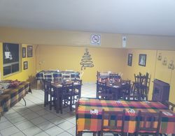 Hotel Esmeralda Barrancas Yerinde Yemek