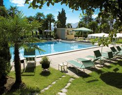 Esplanade Hotel Resort & Spa Havuz