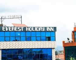Everest Holiday Inn Dış Mekan