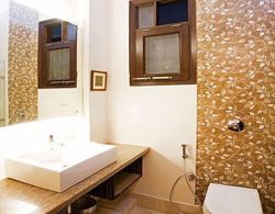 Evergreen Suites Defence Colony Banyo Tipleri