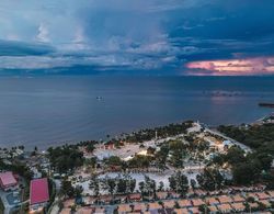 Villa Excellance Beach & Wavepool Resort Dış Mekan