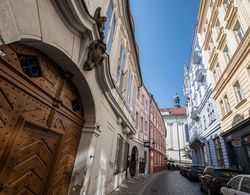 Exclusive home in heart of Prague Dış Mekan