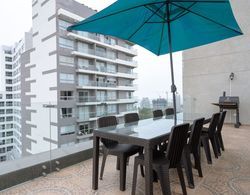 Exclusive Penthouse with Private Rooftop Jacuzzi by Simply Comfort Yerinde Yemek
