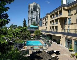 Executive Suites Hotel Metro Vancouver Burnaby Havuz