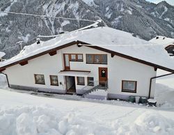 Exquisite Apartment in Kaunerberg Tyrol in the Mountains Dış Mekan