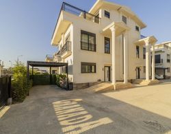 Exquisite Villa With Private Pool in Belek Oda