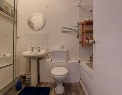 Extra Large One Bedroom Flat With Parking Banyo Tipleri