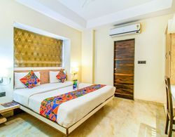 FabHotel Deepali Residency Oda Manzaraları