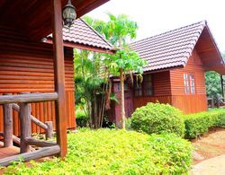 Fahsuai Namsai Baimai Resort Dış Mekan