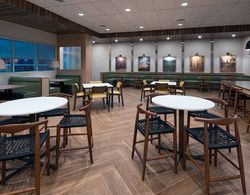 Fairfield Inn & Suites by Marriott Charlotte Monroe Kahvaltı